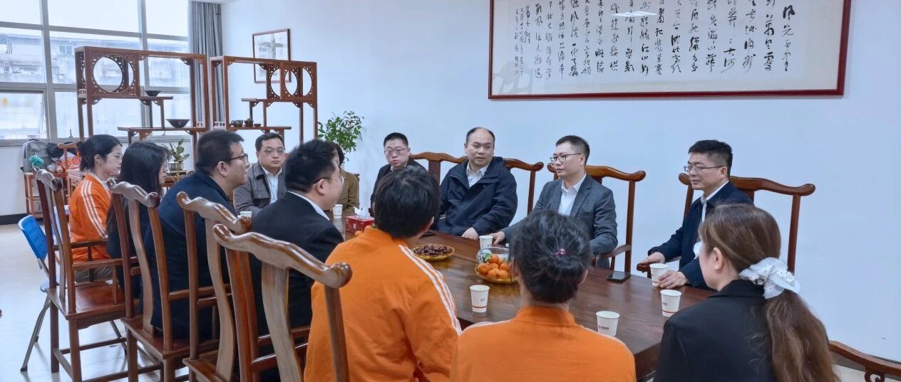 福建联通王启文副总经理一行莅临保时通福建客服中心嘉奖慰问